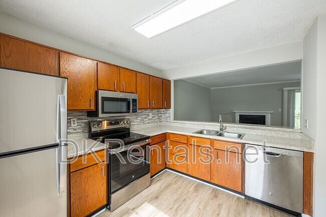 Building Photo - 3538 Kennesaw Station Dr