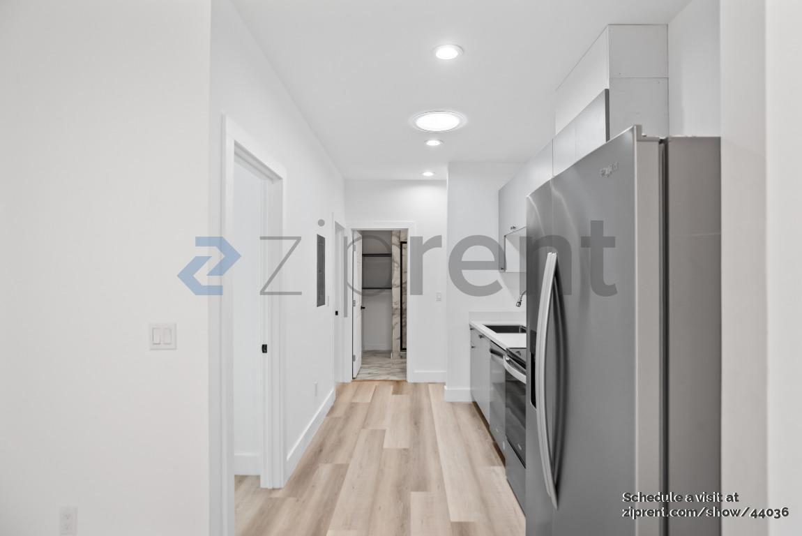 Building Photo - 1026 43rd St