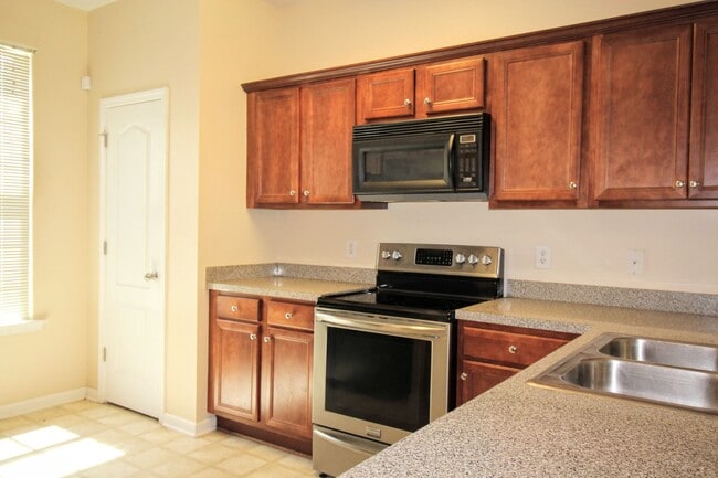 Building Photo - Two Story Townhome at Bayberry, Villages of East Point