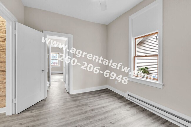 Building Photo - 1235 Huestis Ave