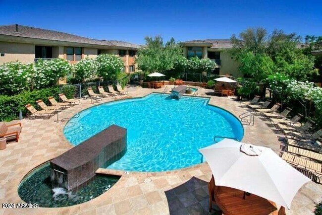 Building Photo - 6900 E Princess Dr