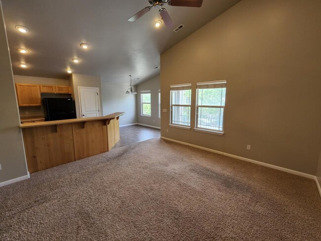 Primary Photo - 1409 Stone Meadow Dr