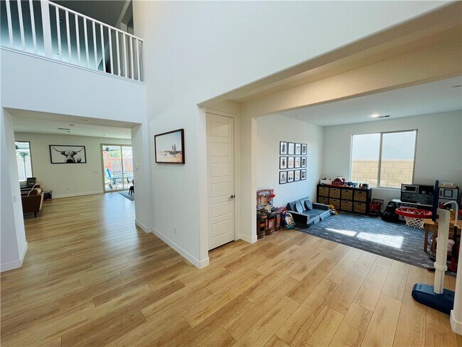 Building Photo - 30891 Laelia Cir