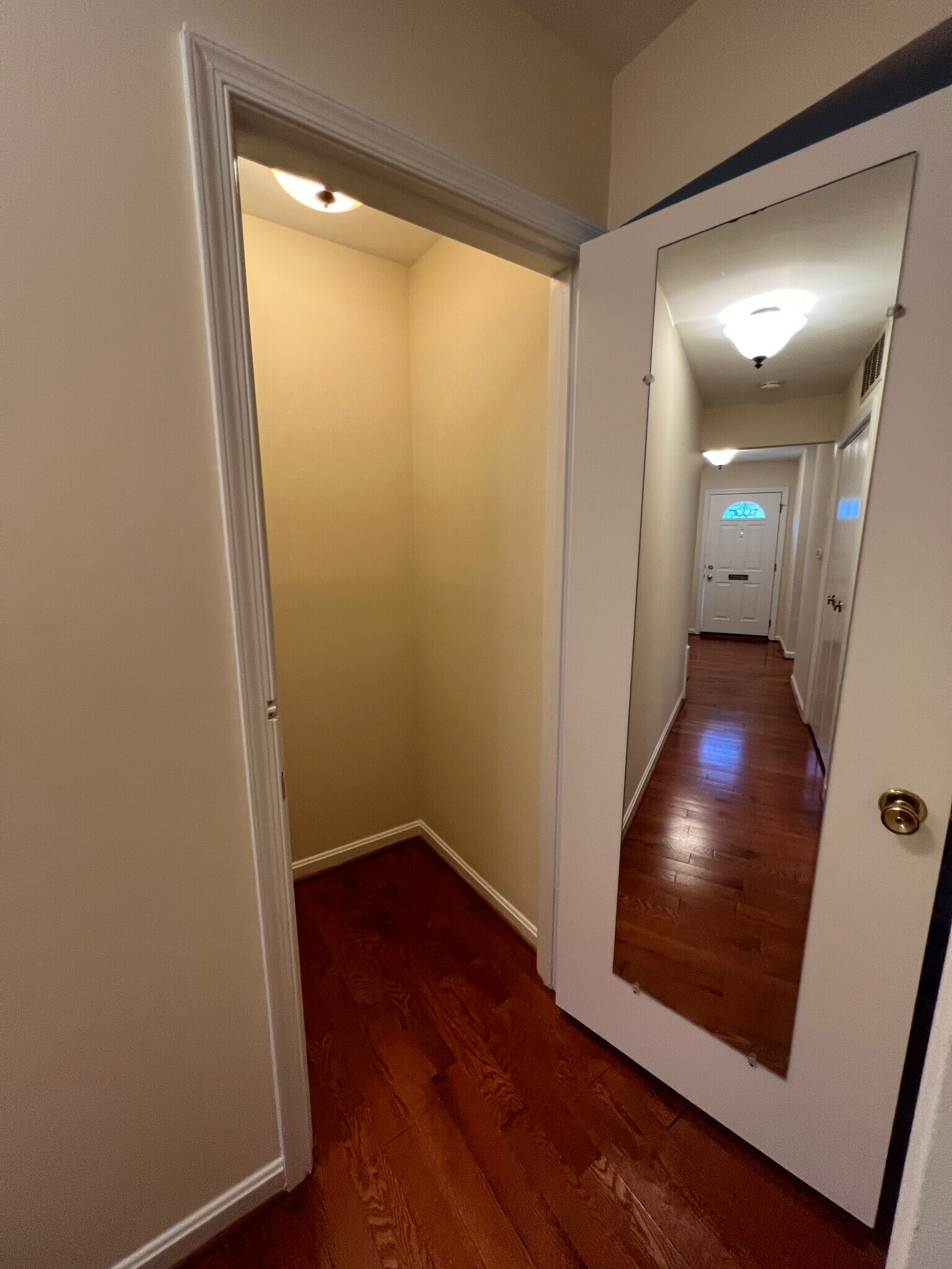Building Photo - 2105 Bucknell Ter
