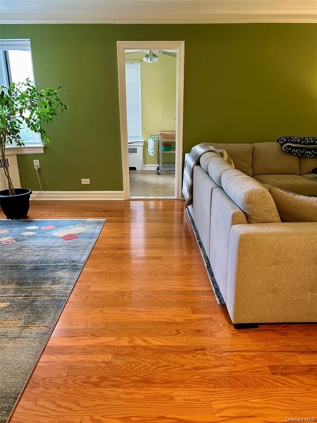 Building Photo - 474 W 238th St