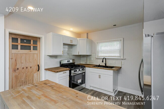 Building Photo - 4209 Eastway-