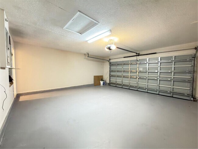 Building Photo - 221 Dempsey Way