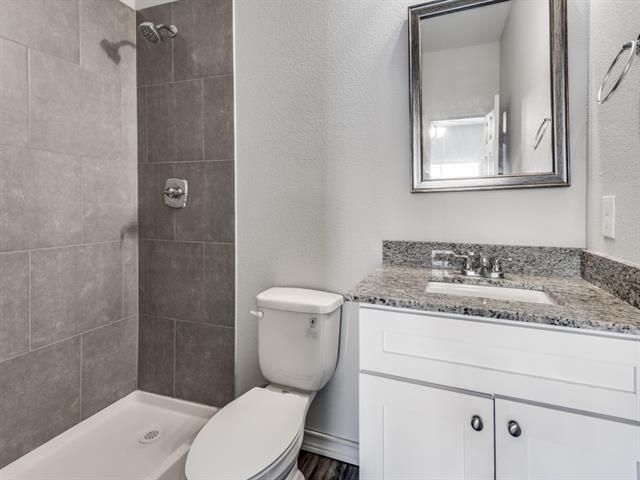 Building Photo - 1940 Melrose St