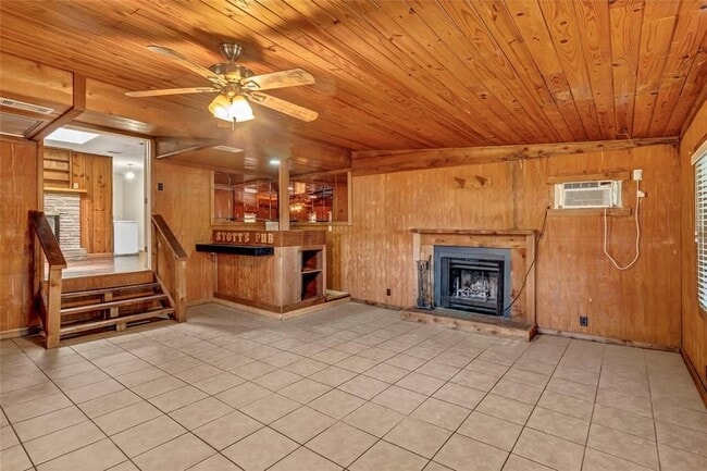 Building Photo - 1003 W Bluebonnet Dr