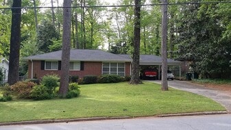 Building Photo - 3668 Sexton Woods Dr