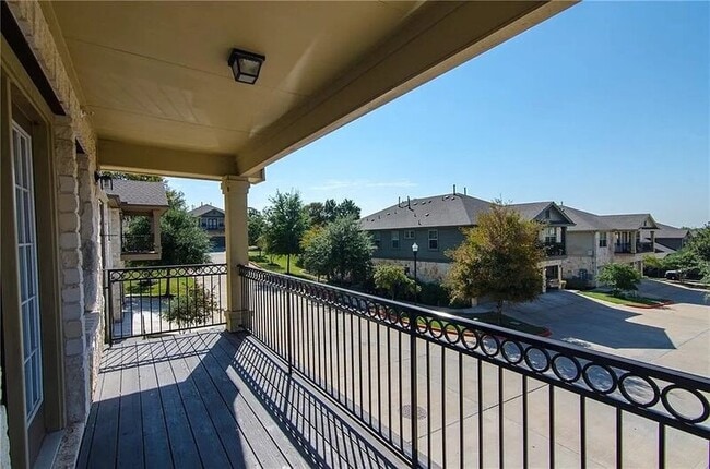 Building Photo - 3101 Davis Ln