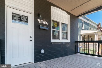 Building Photo - 3026 W Garrison Ave