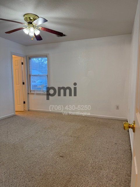 Building Photo - 111 Primrose Dr