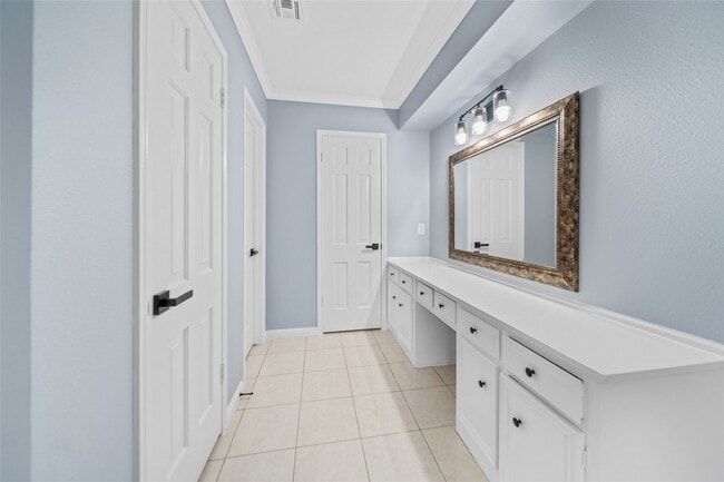 Building Photo - 5314 Lodge Creek Dr