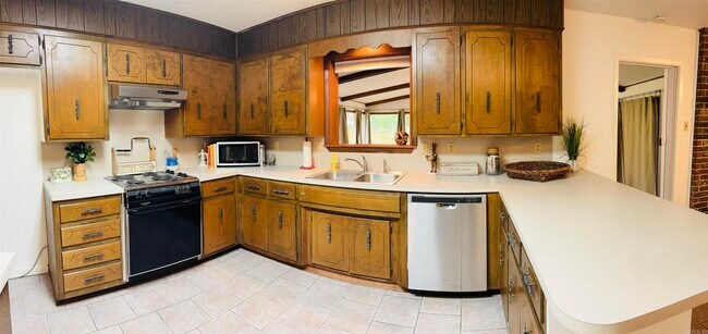 Building Photo - 816 Teresa Dr
