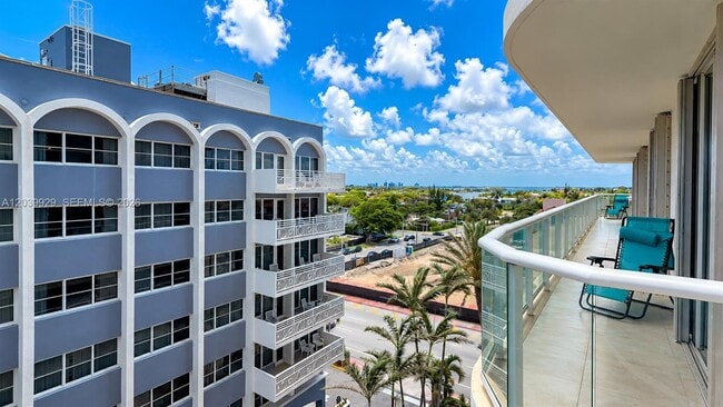 Building Photo - 8855 Collins Ave