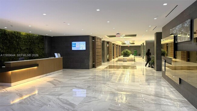 Building Photo - 400 Sunny Isles Blvd