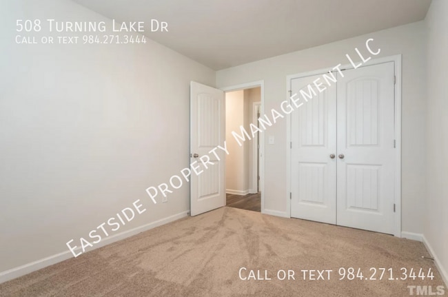 Building Photo - 508 Turning Lk Dr