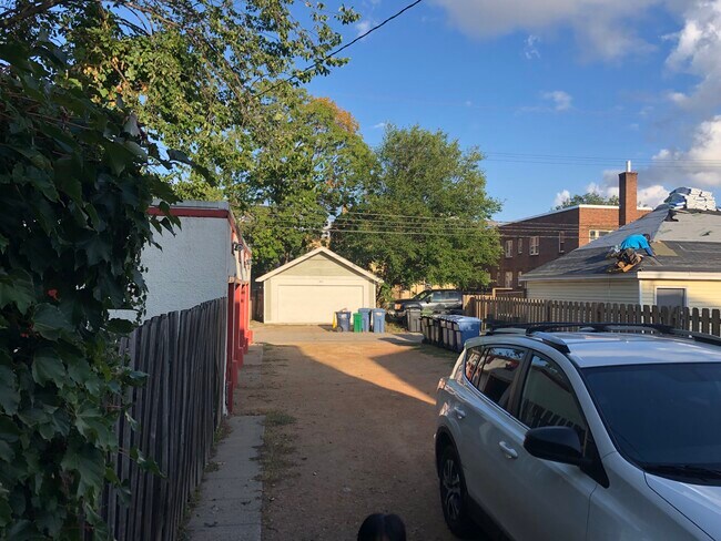Drive way - 2625 Pillsbury Ave S