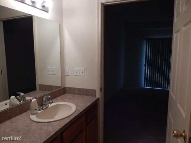Building Photo - 2 br, 2 bath Condo - 29532 Nottingham Ct