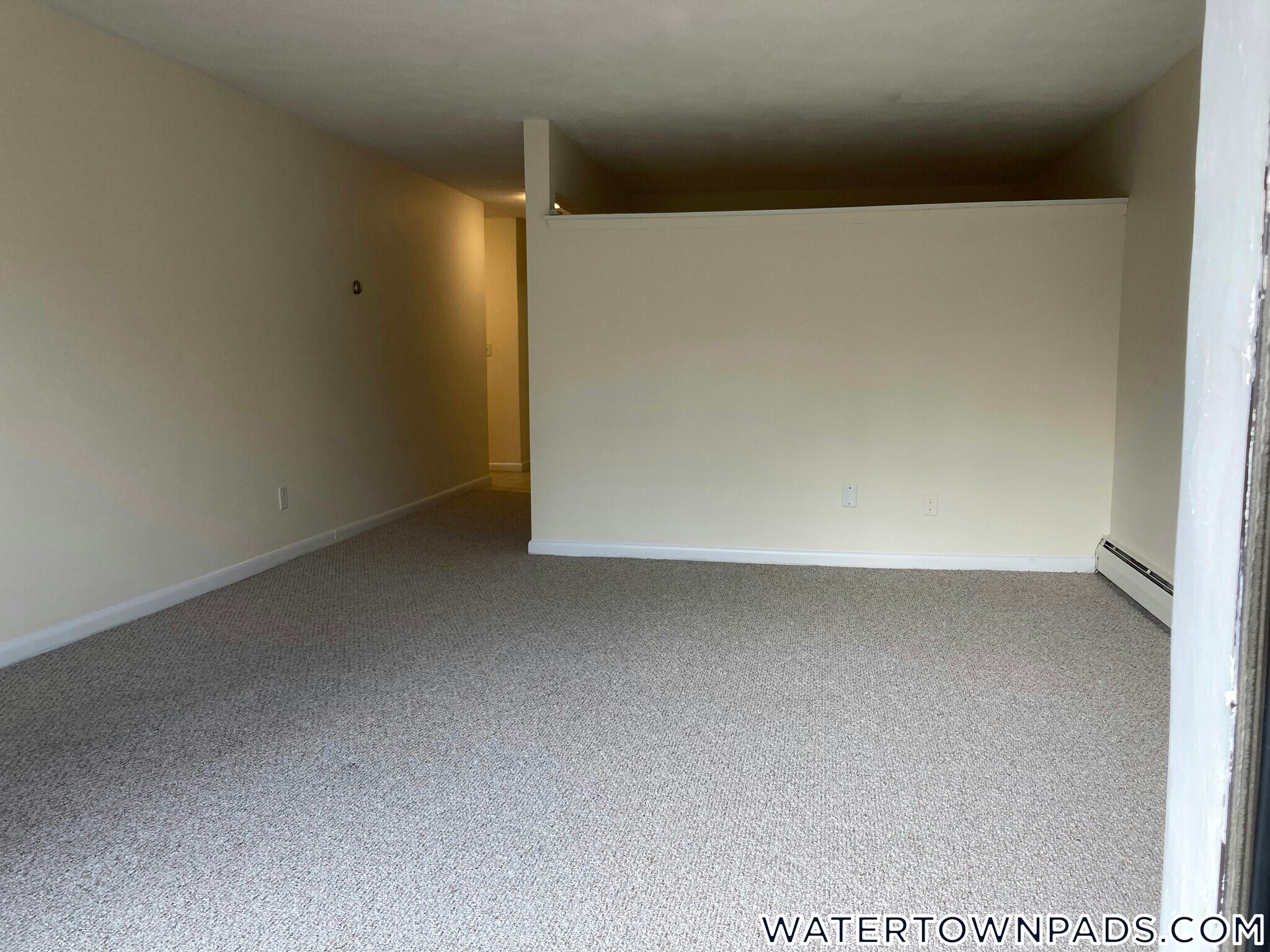 Building Photo - 16 Whites Ave