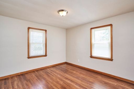 Building Photo - Newly renovated home