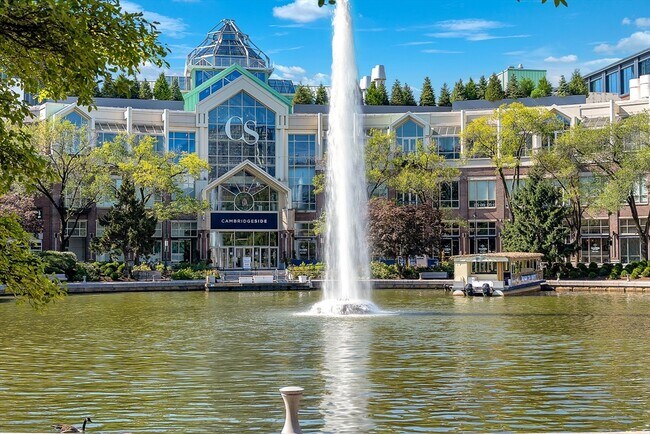 Building Photo - 6 Canal Park