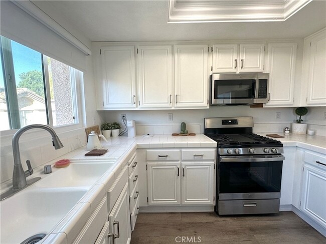 Building Photo - 21138 Jasmines Way