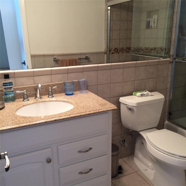 Building Photo - 5555 Collins Ave