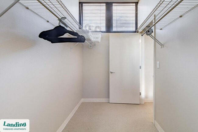 Building Photo - 275 Winchester Ave