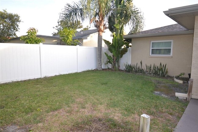 Building Photo - 3276 Buckhorn Dr