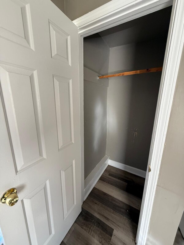 Building Photo - 4718 Dodd Rd