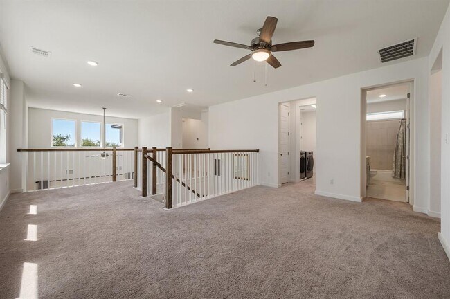Building Photo - 256 Comfort Maple Ln