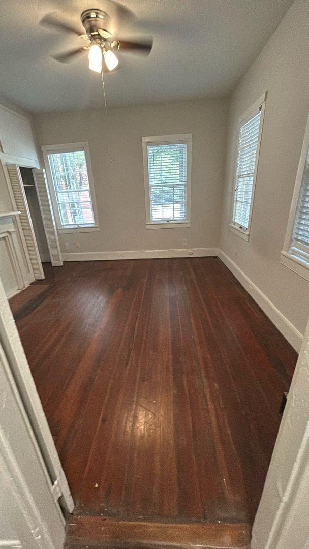 Building Photo - 1 bed / 1 bath ~ Coming October 2025