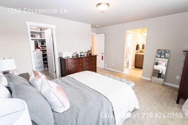 Building Photo - 7266 Colebrook Ln