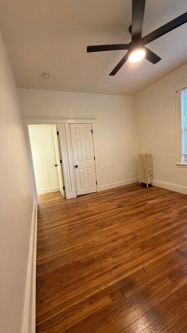 Building Photo - 27 Hosmer St