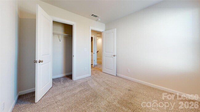 Building Photo - 2518 Arbor Loop Dr