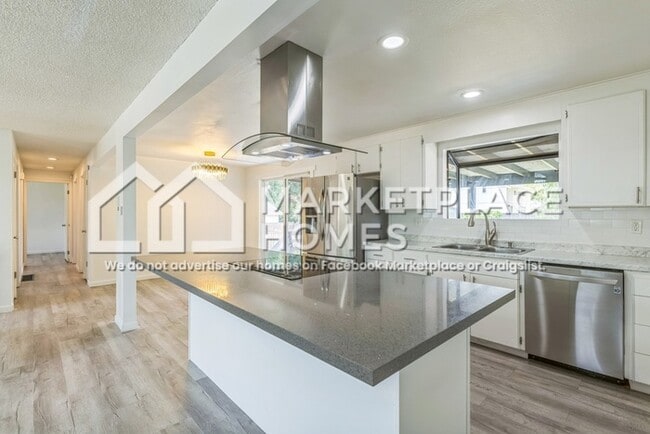 Building Photo - 20428 53rd Ave W