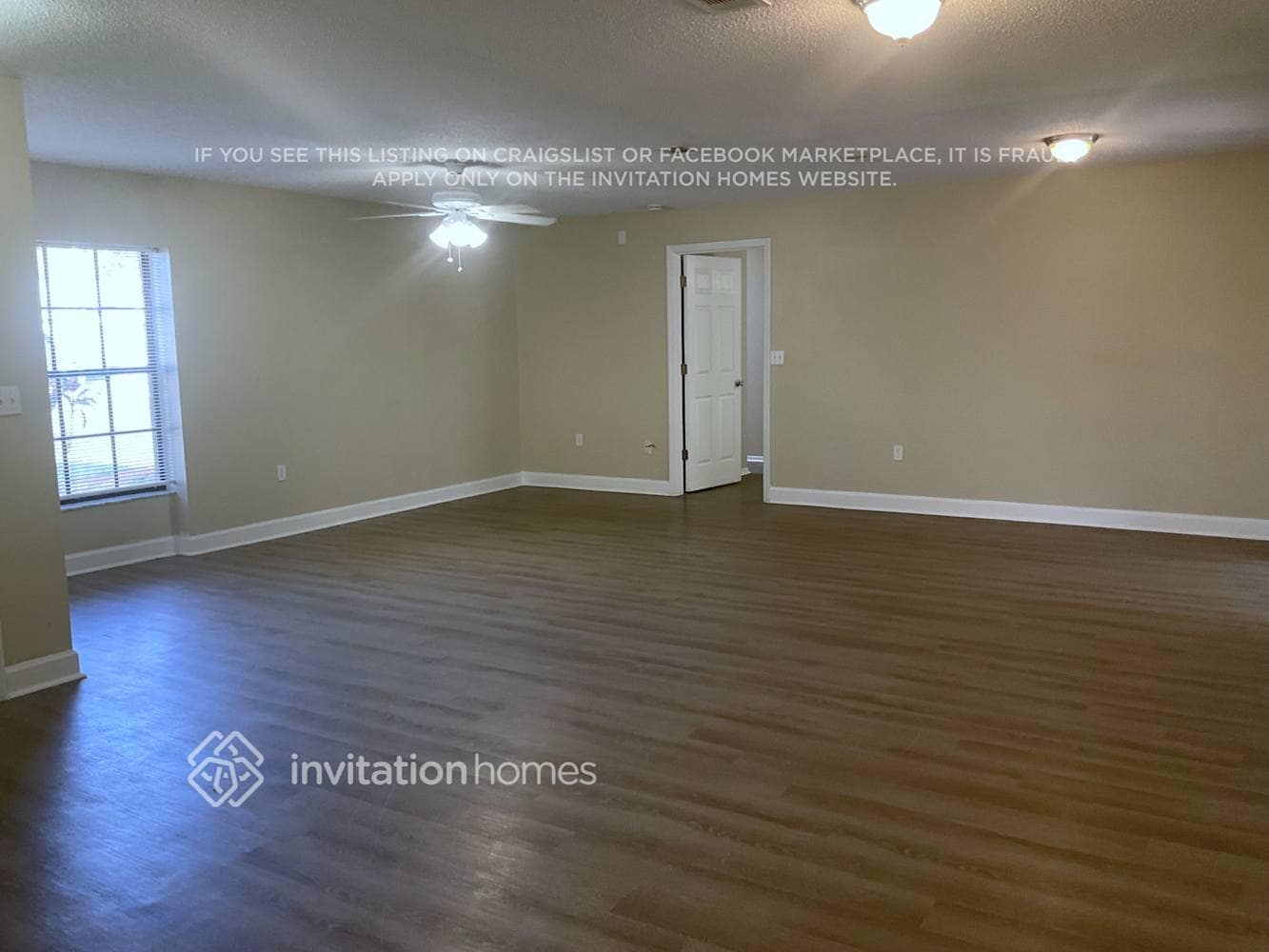 Building Photo - 4765 Miramar St