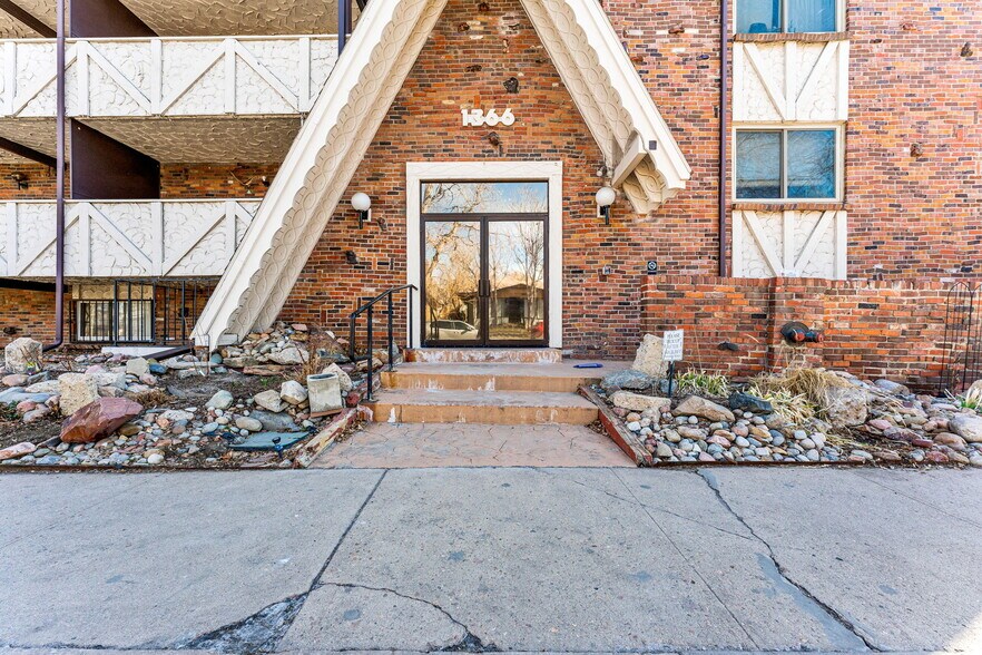 Building Photo - 1366 Garfield St