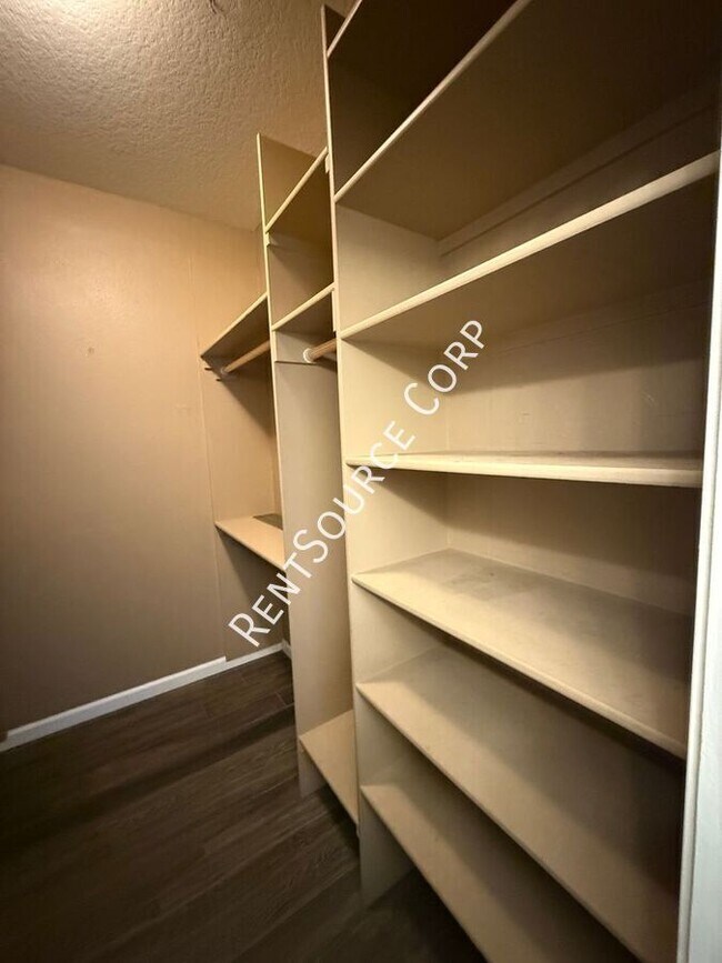 Building Photo - 27616 Susan Beth Way