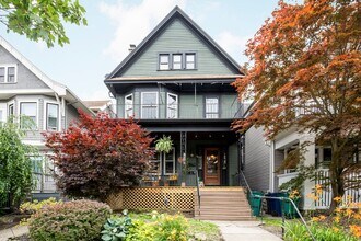 Building Photo - 75 Inwood Pl