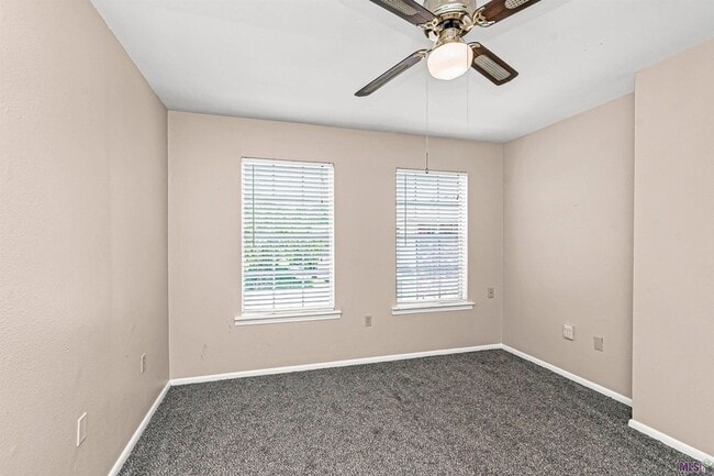 Building Photo - 522 S Flannery Rd