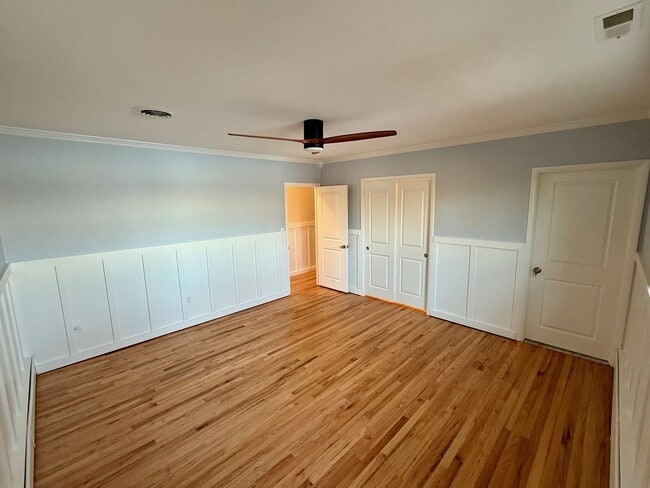 Building Photo - Severna Park - Waterfront - Round Bay Community.