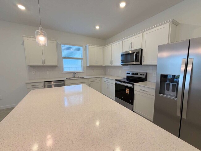 Building Photo - 3973 Big Sky Dr