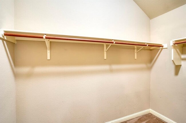 Building Photo - 2020 Petrified Forest Dr