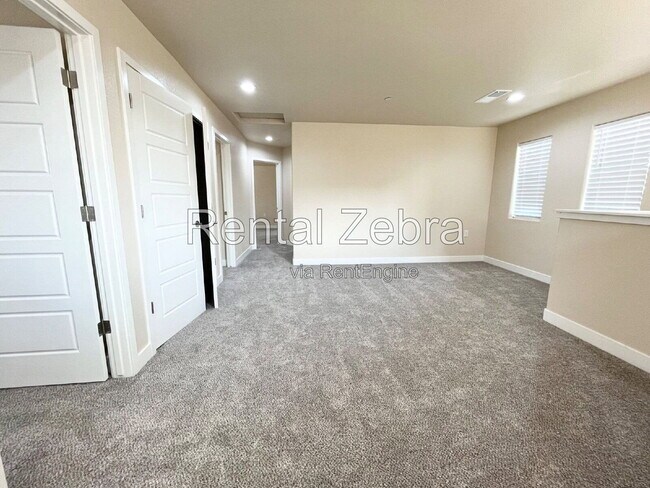 Building Photo - 1310 Playa Del Rey Dr