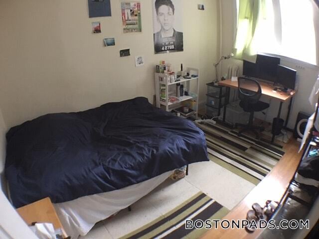 Building Photo - 66 Egmont St