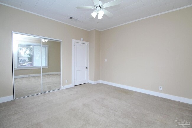 Building Photo - 1504 E Strong St