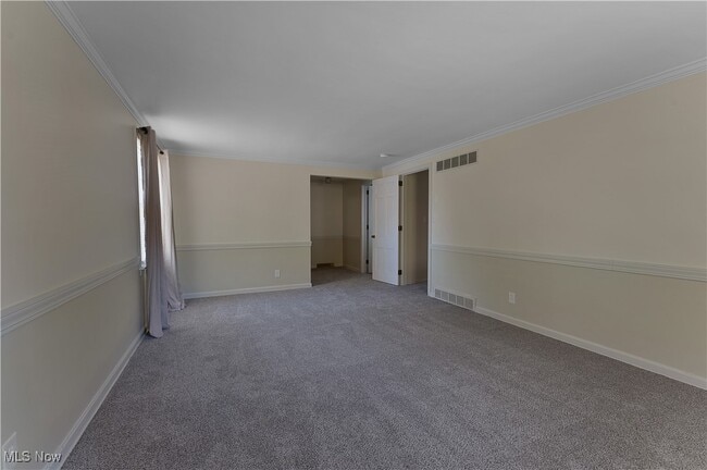 Building Photo - 4185 Adeer Dr